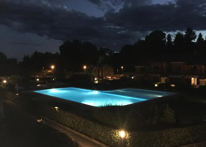 아파트 Is My Happy Place *